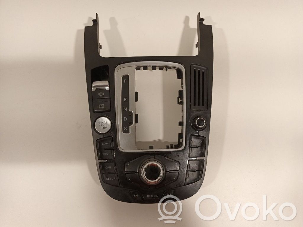 Audi A5 8T 8F Konsola środkowa / Panel sterowania 