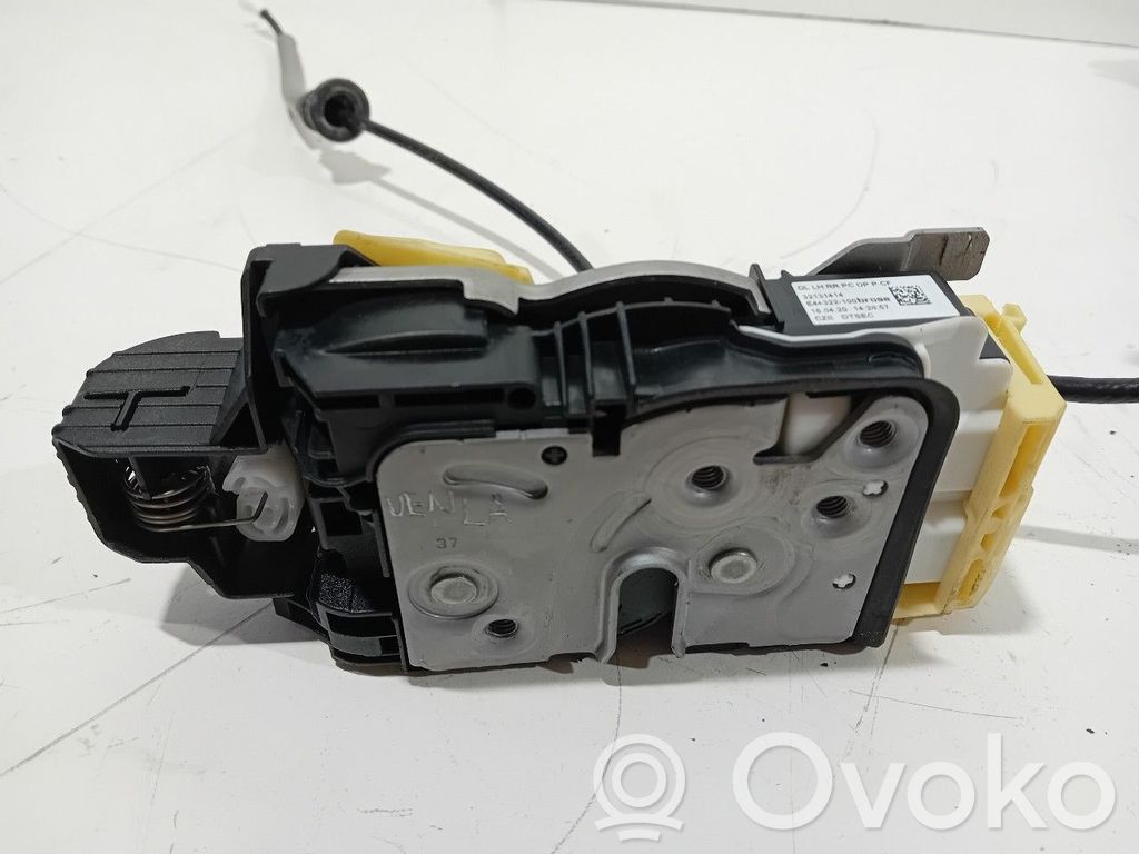 Volvo XC40 Zamek drzwi tylnych 