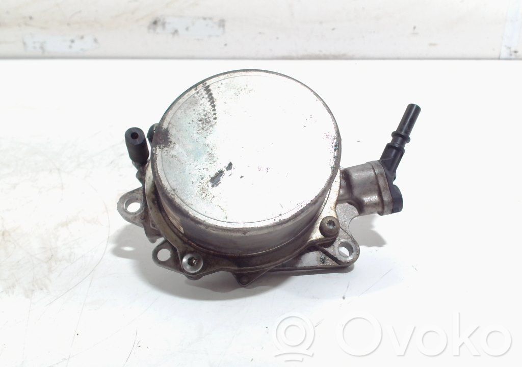 Peugeot 308 Vacuum pump 