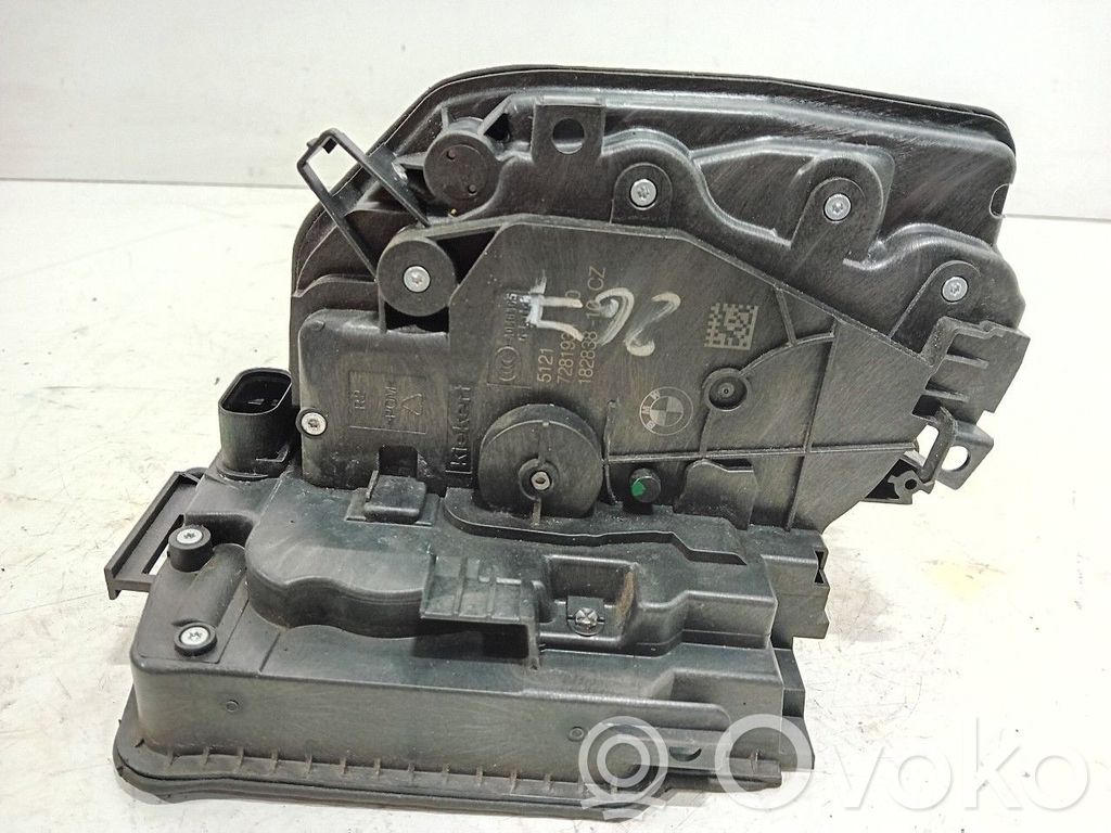 BMW 2 F46 Etuoven lukko 