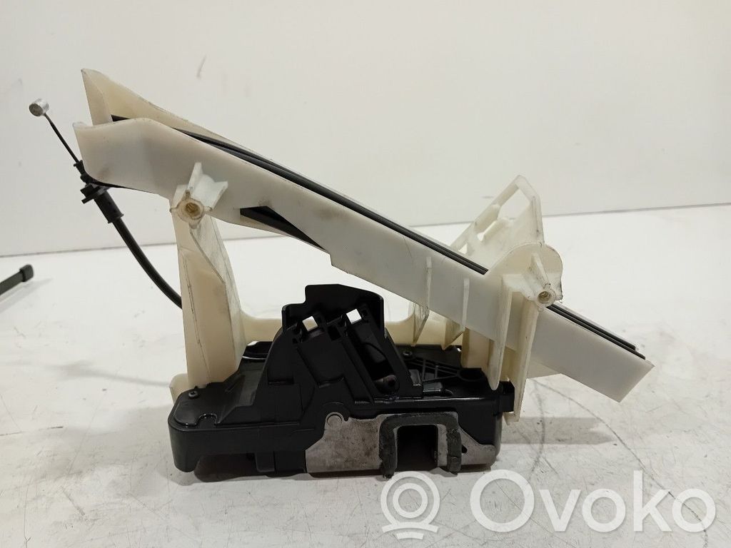 Ford Puma Cerradura de puerta trasera 