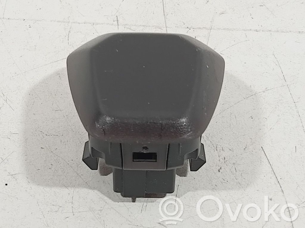 Lynk & co 01 Other devices 