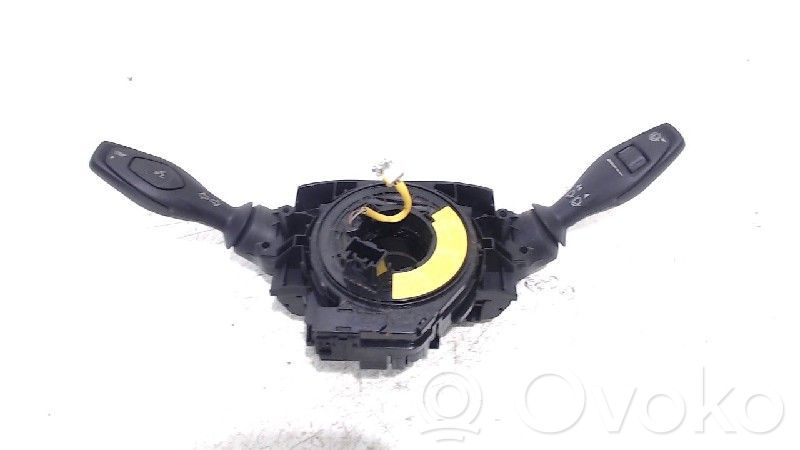 Ford Fiesta Interruptor/palanca de limpiador de luz de giro 