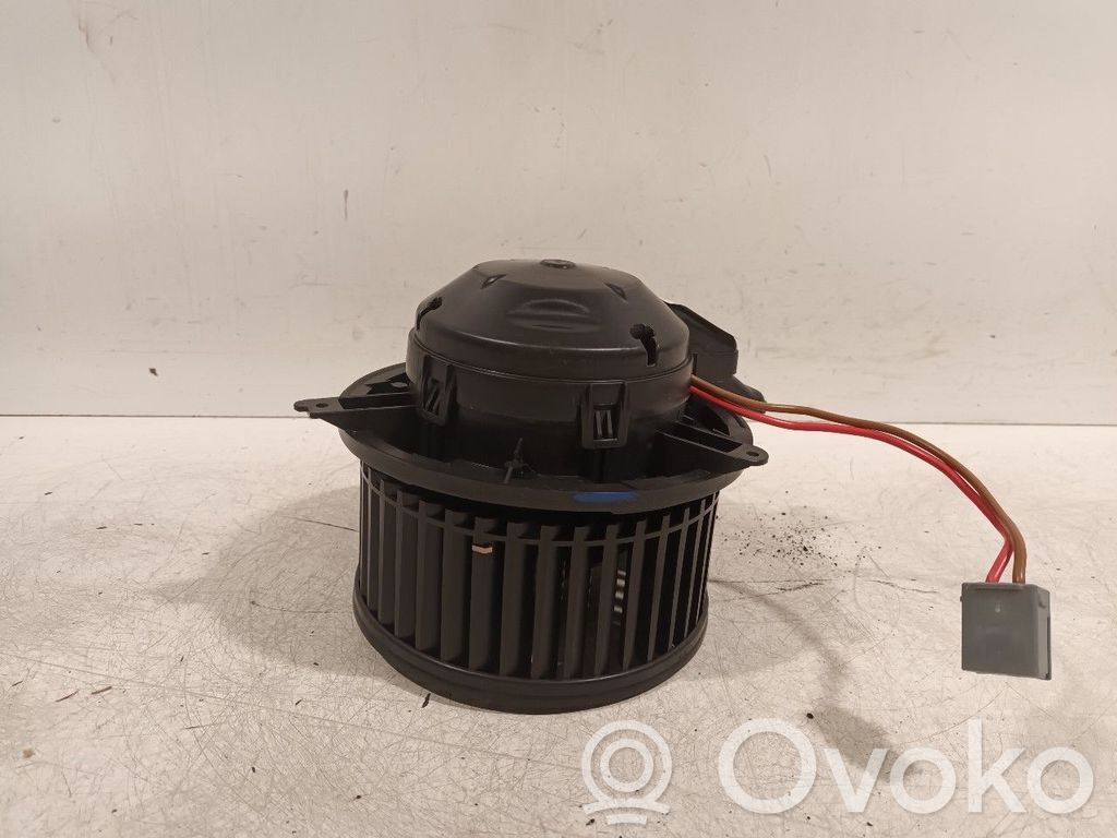 Opel Meriva B Heizungslüfter 