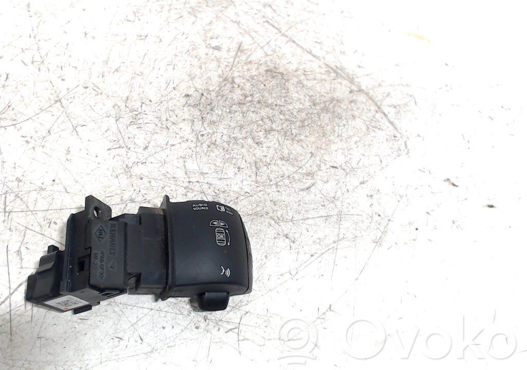Renault Master III Interruptores/botones de la columna de dirección 
