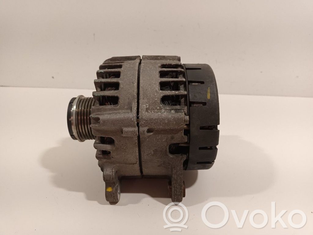 Audi Q7 4M Ģenerators 