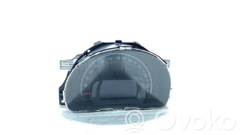 Renault Twingo III Speedometer (instrument cluster) 