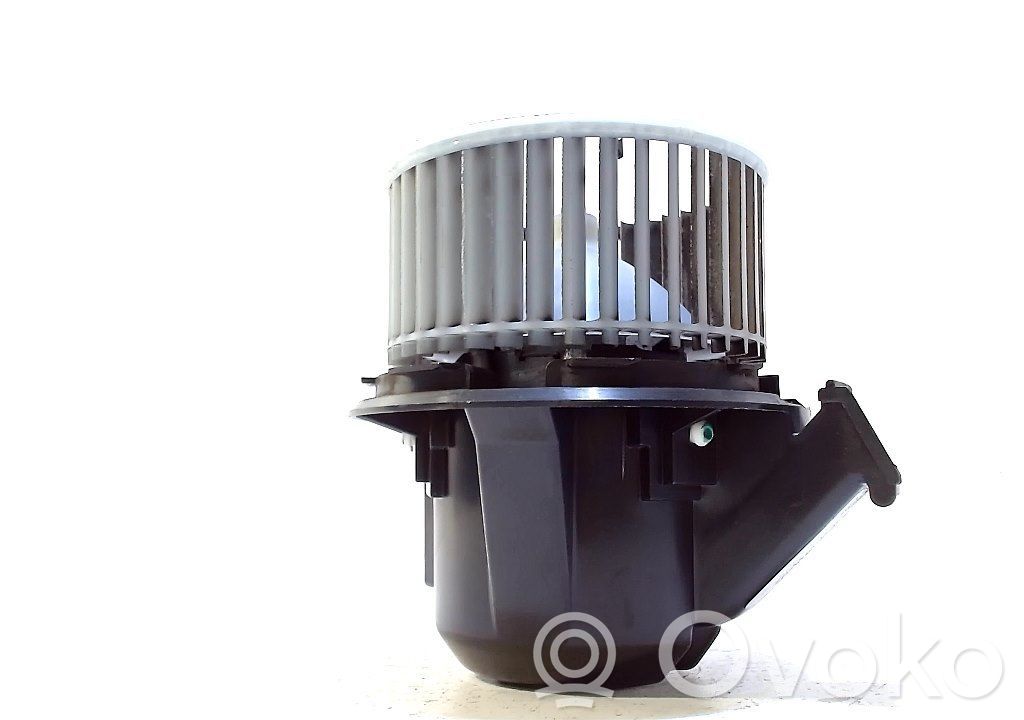 Renault Twingo III Heater fan/blower 