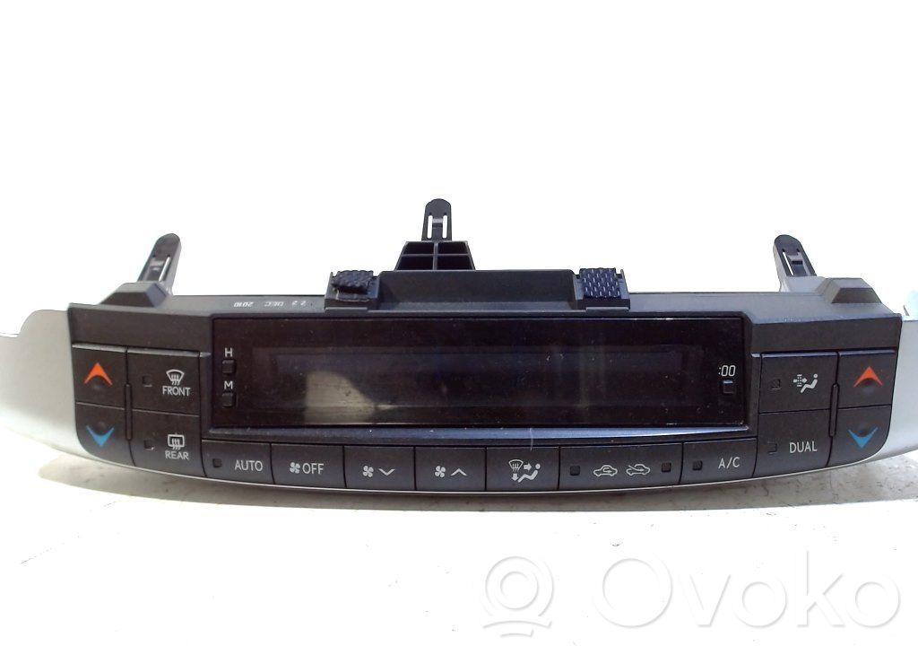 Lexus CT 200H Climate control unit 