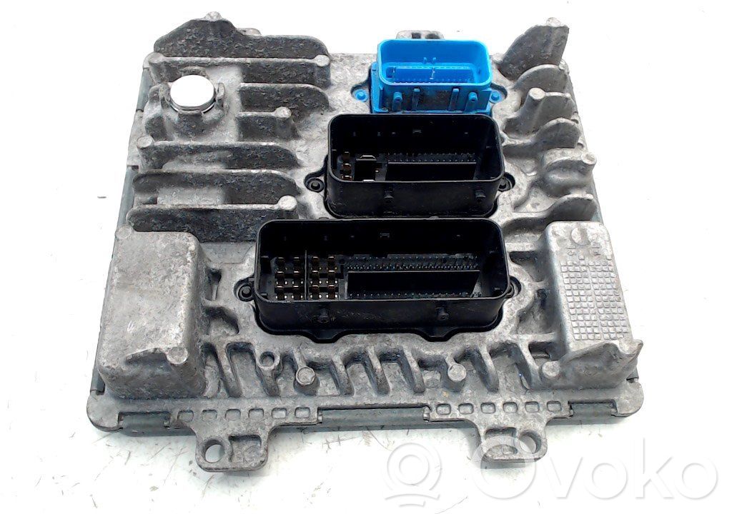 Opel Corsa E Engine control unit/module 