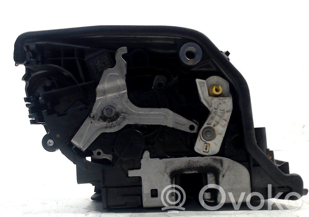 BMW 2 F45 Etuoven lukko 
