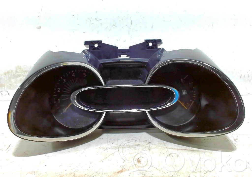 Renault Clio IV Spidometrs (instrumentu panelī) 