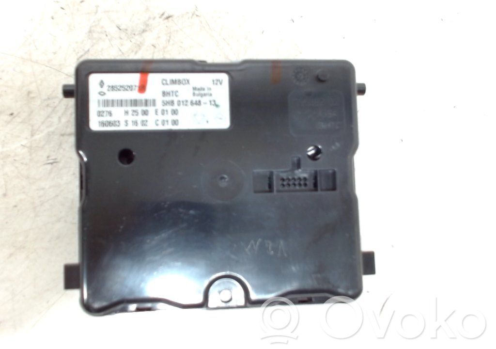 Renault Megane IV Climate control unit 