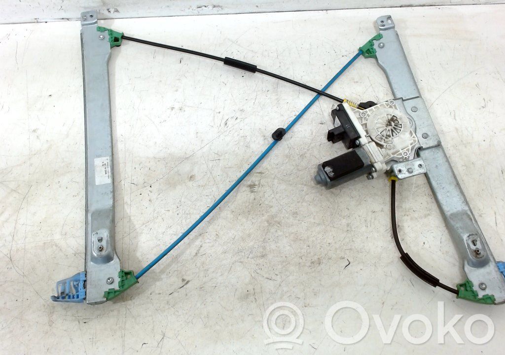 Citroen C2 Front door window regulator with motor 