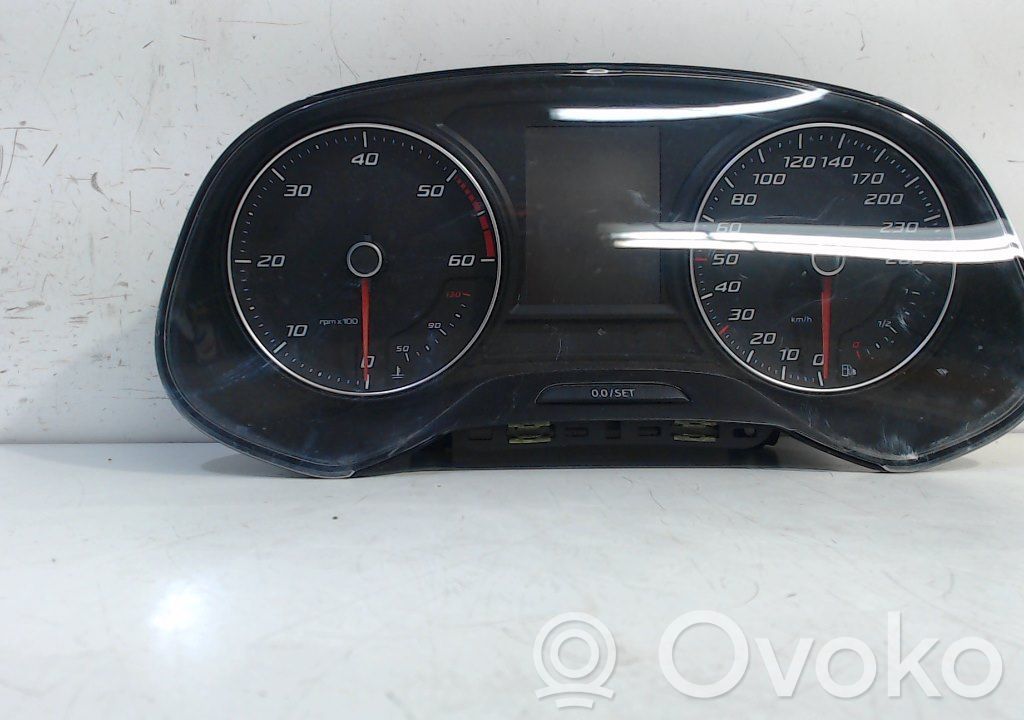 Seat Leon (5F) Speedometer (instrument cluster) 