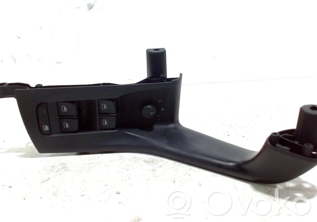 Audi Q3 8U Electric window control switch 
