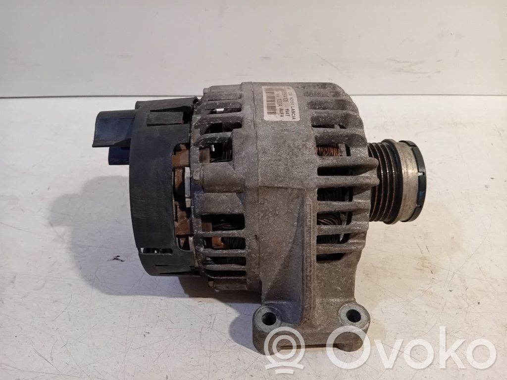 Fiat 500X Generator/alternator 