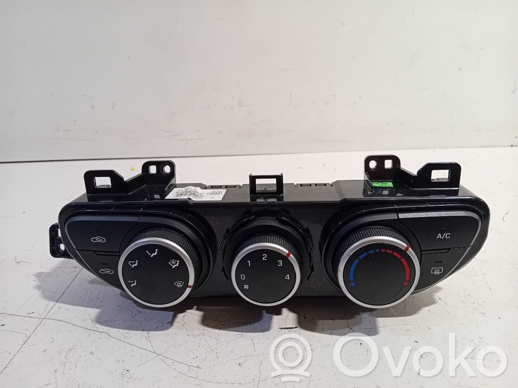 Hyundai i10 Climate control unit 