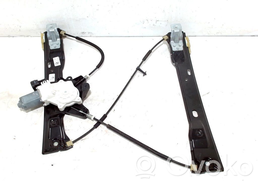 Ford Focus Regulador de puerta delantera con motor 