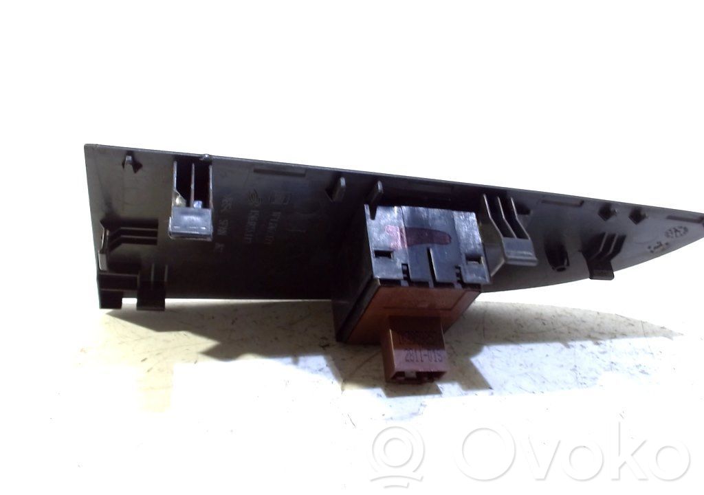 Seat Leon (1P) Electric window control switch 
