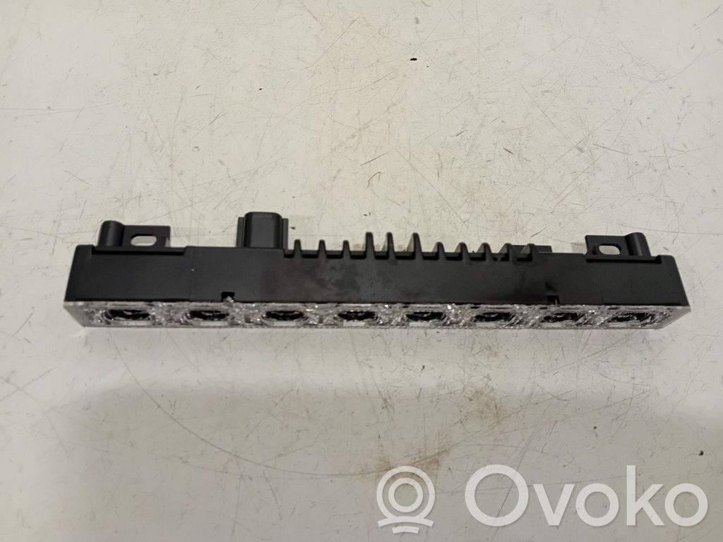 Renault Talisman Third/center stoplight 