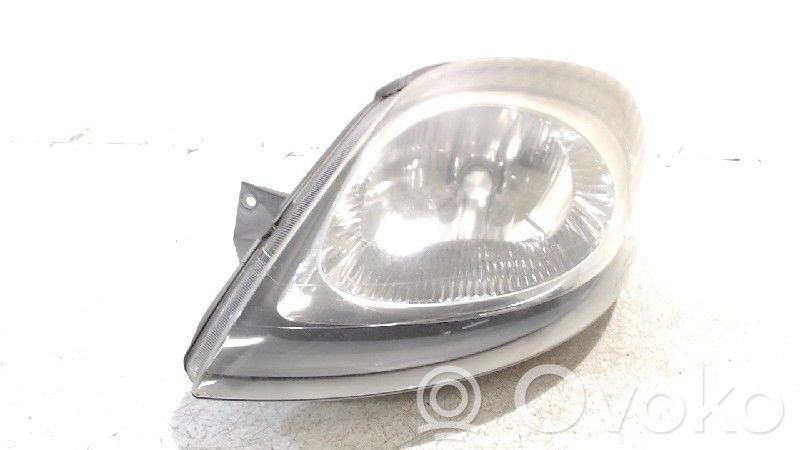 Nissan Primastar Phare frontale 