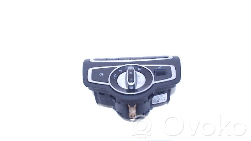Mercedes-Benz C W205 Interruptor de luz 