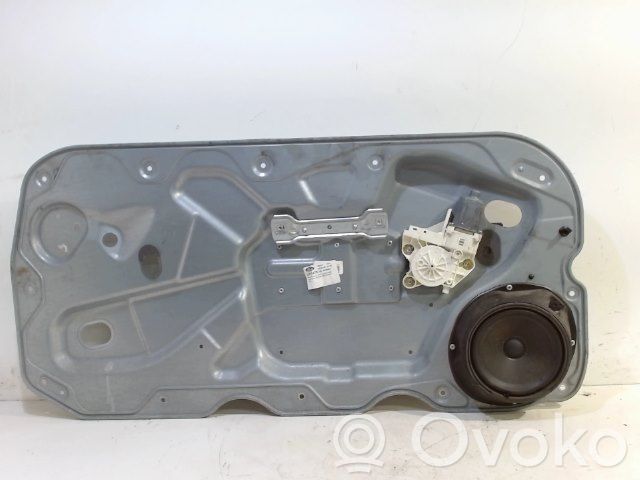 Ford Focus Regulador de puerta delantera con motor 