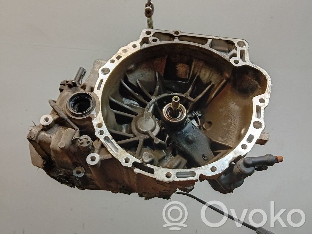 Mazda 2 Manualna 5-biegowa skrzynia biegów 