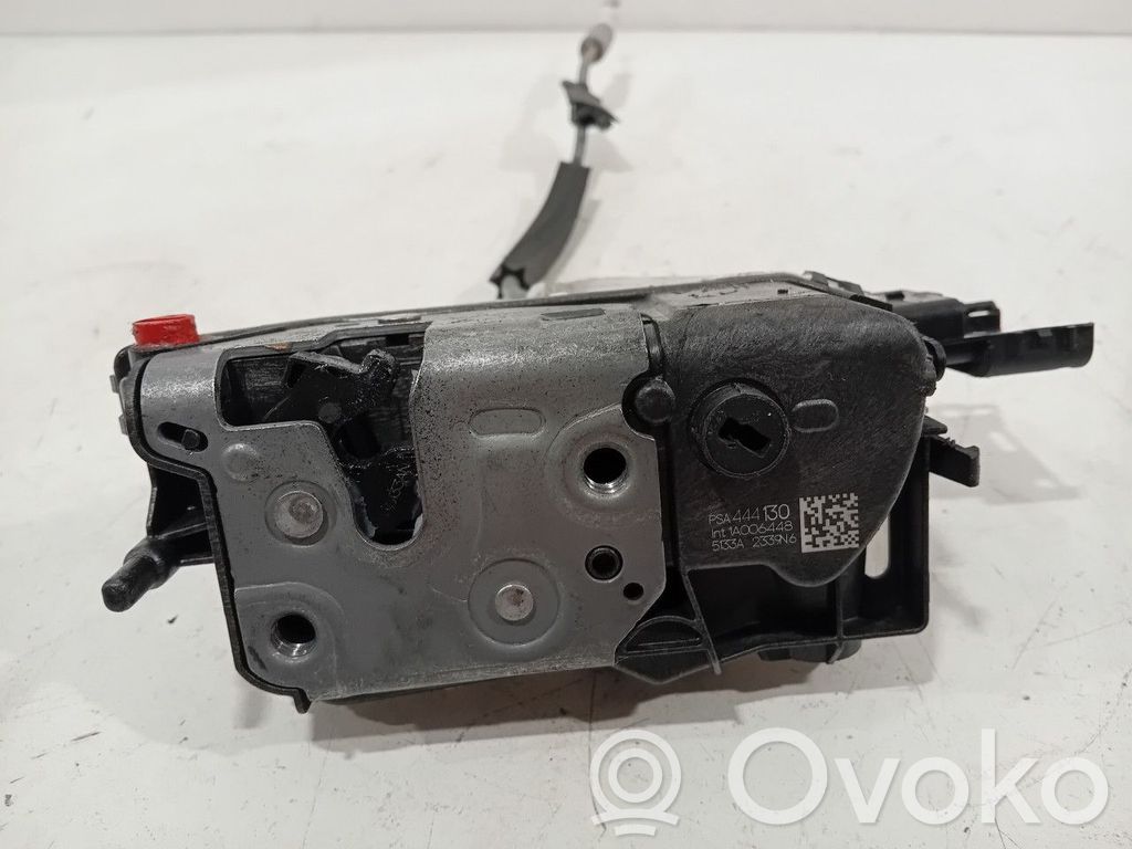 Opel Corsa F Takaoven lukko 