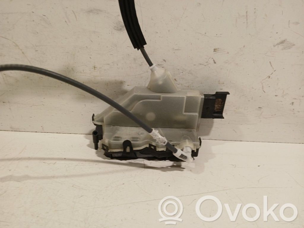 Opel Corsa F Etuoven lukko 