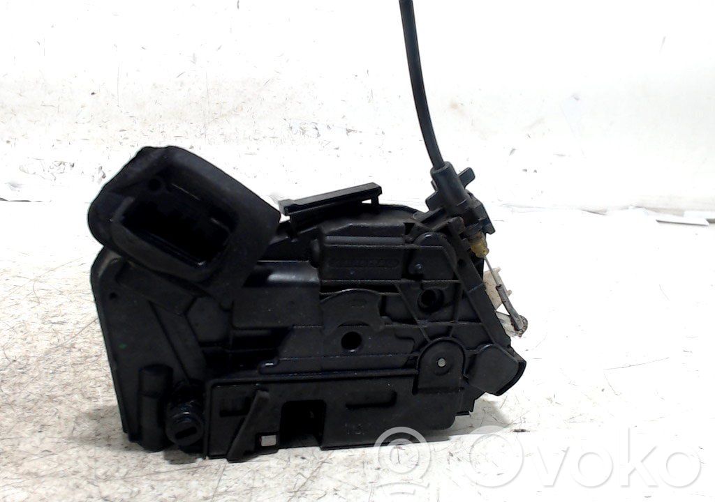 Volkswagen Golf VII Zamek drzwi tylnych 