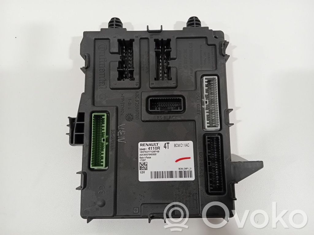 Renault Megane IV Unidad de control/módulo de carrocería central 
