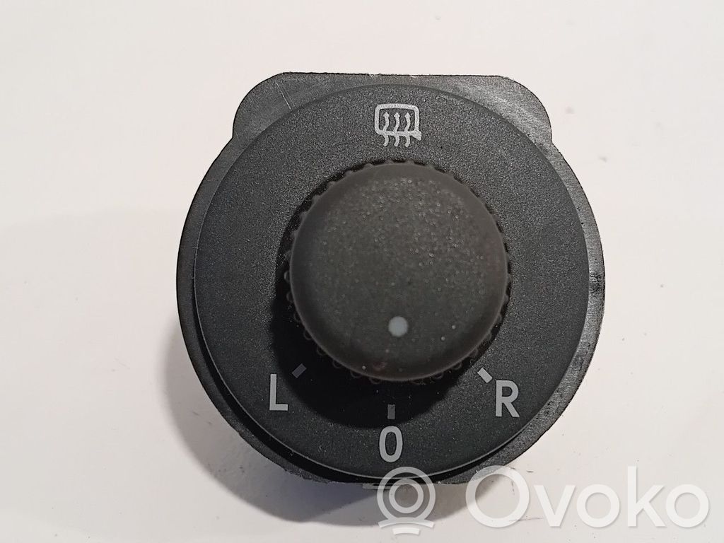 Seat Mii Wing mirror switch 
