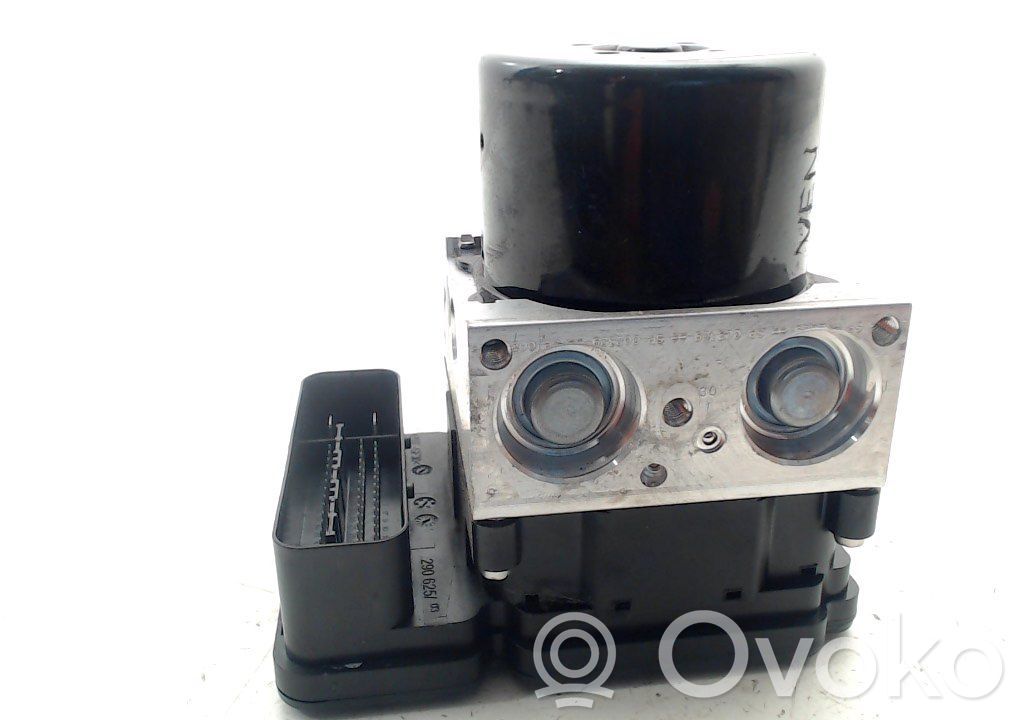 Volvo V40 Cross country ABS Pump 