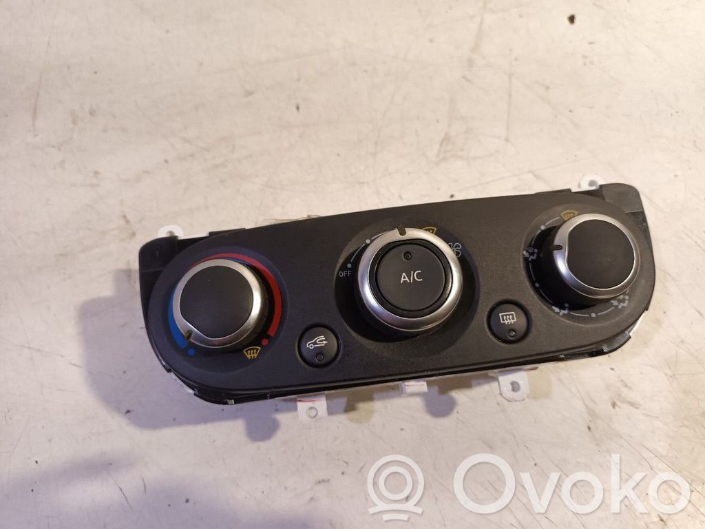 Renault Twingo II Climate control unit 