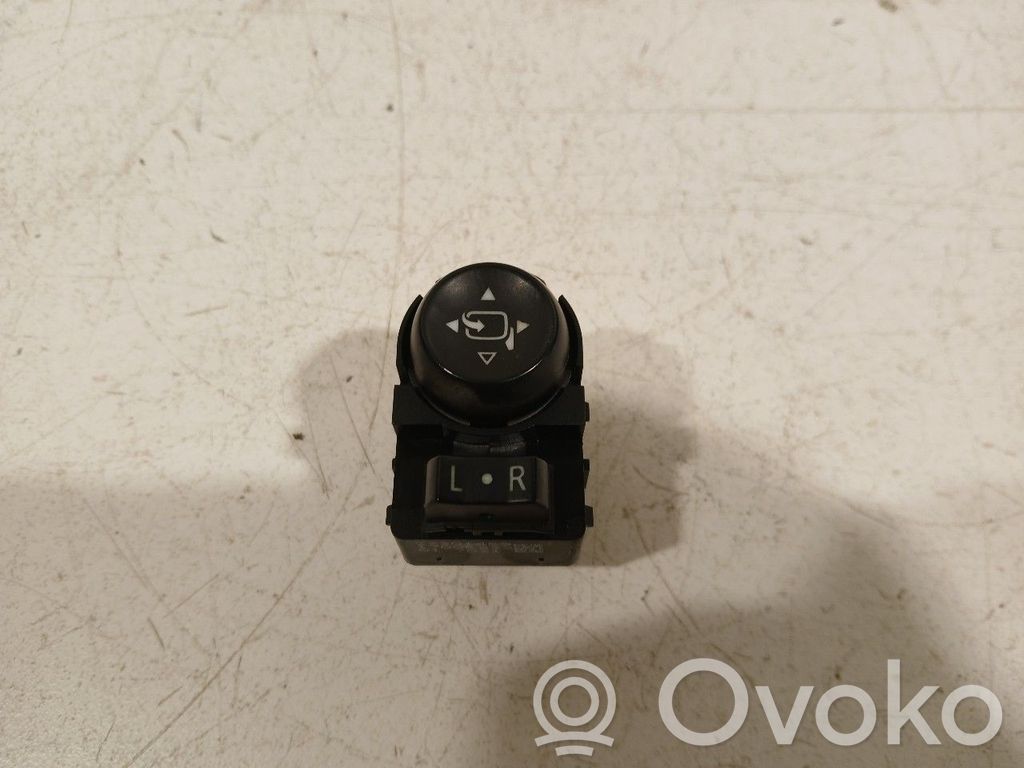 Vauxhall Astra K Interruptor del espejo lateral 