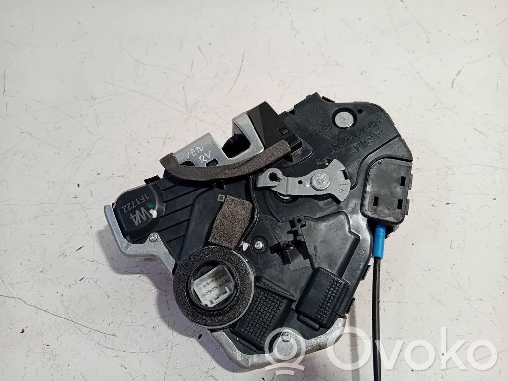 Zamek drzwi przednich   W41F1722,69060F4020