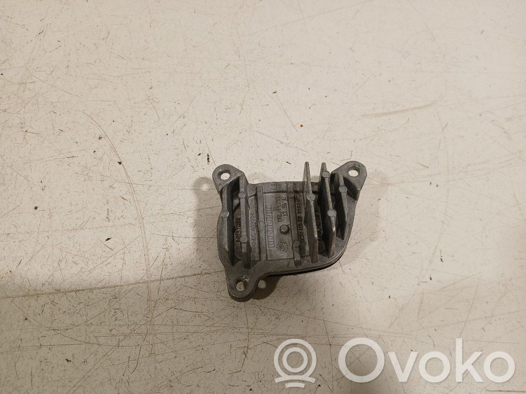 Volkswagen Golf VIII Unidad de control/módulo de carrocería central 
