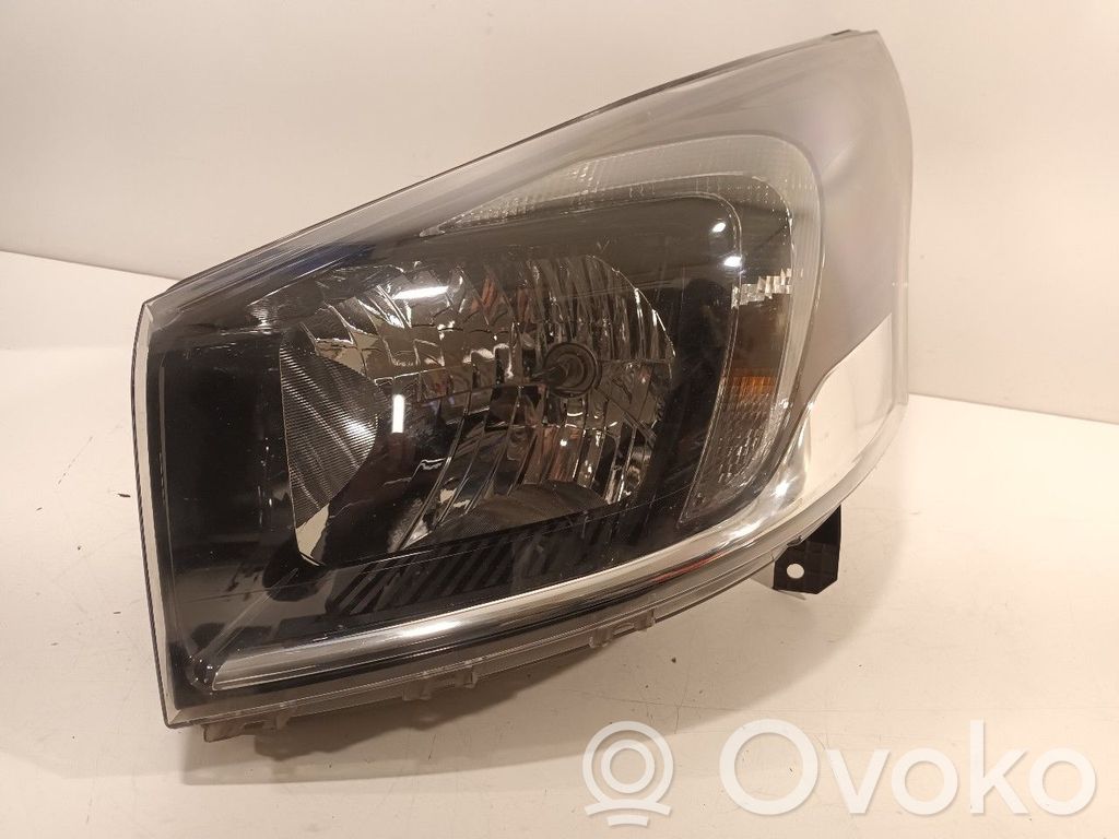 Opel Vivaro Scheinwerfer 