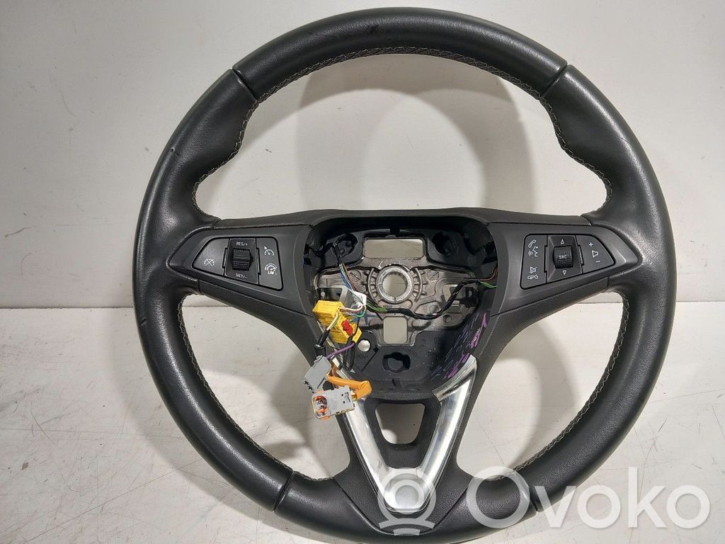 Opel Astra K Steering wheel 