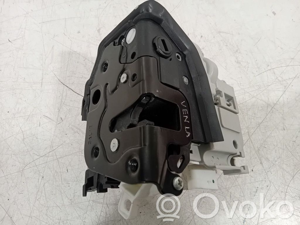 Audi Q5 SQ5 FY Aizmugurē slēdzene 