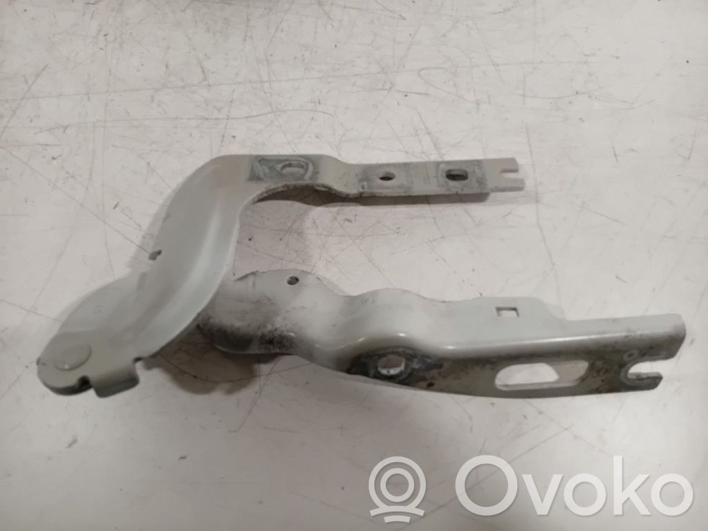 Seat Ateca Konepellin saranat 