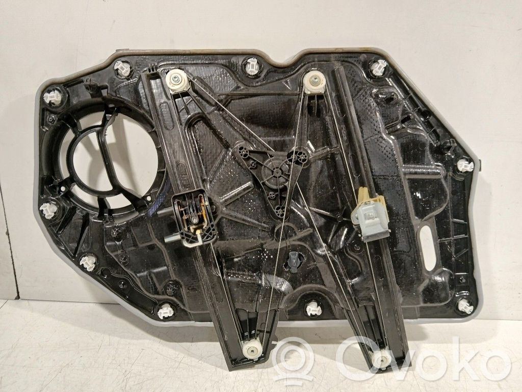 Ford Focus Front door window regulator with motor 