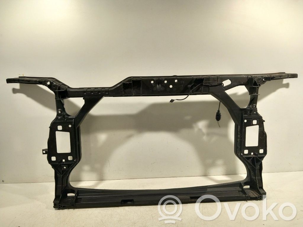 Audi A4 S4 B8 8K Radiatoru panelis 