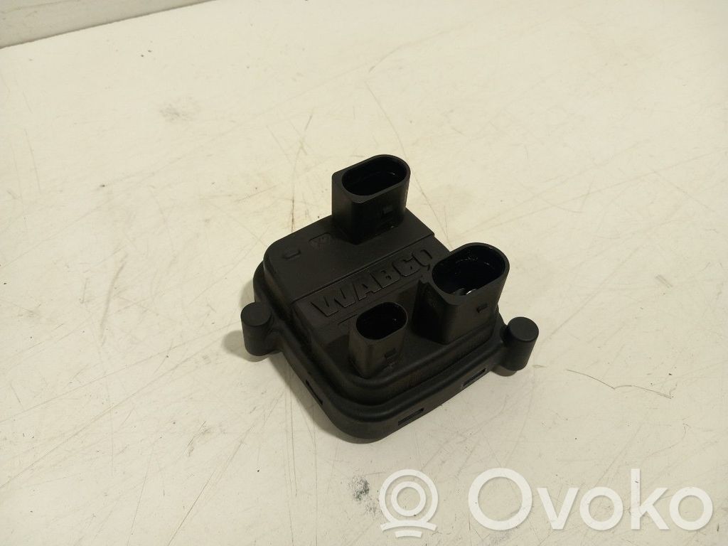 Engine control unit/module   4M0907778