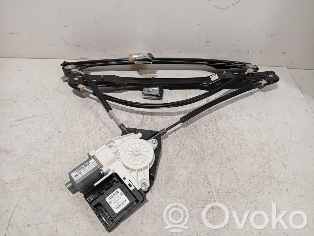 Volkswagen Caddy Elektryczny podnośnik szyby drzwi przednich 