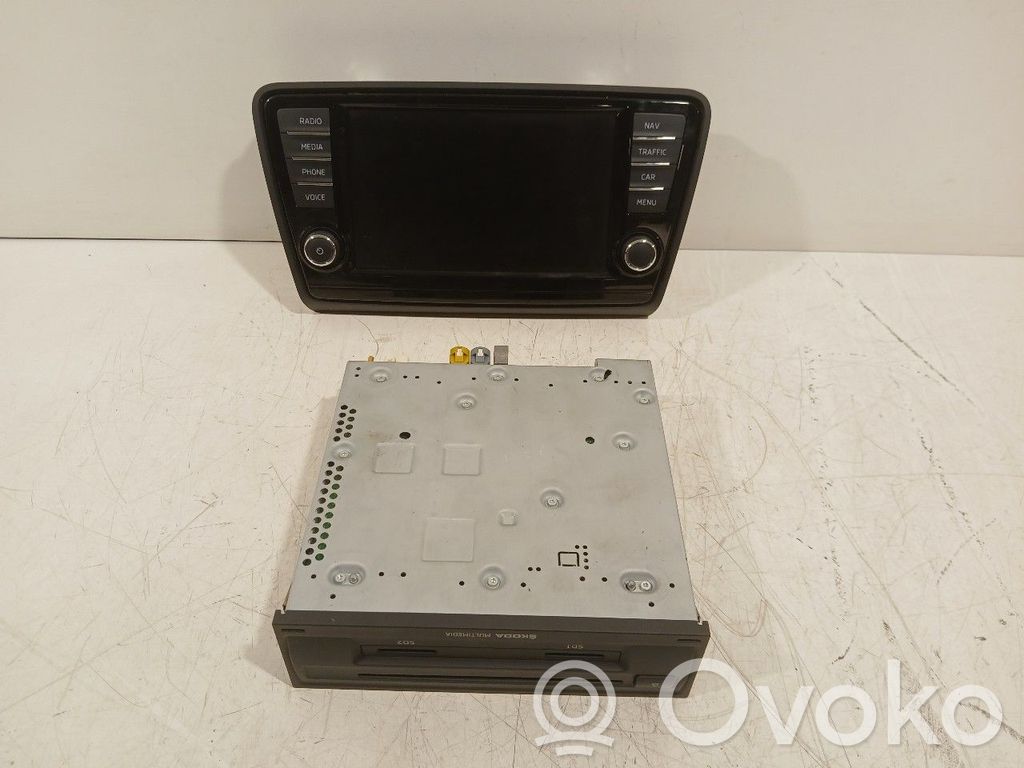 Skoda Octavia Mk3 (5E) GPS navigation control unit/module 