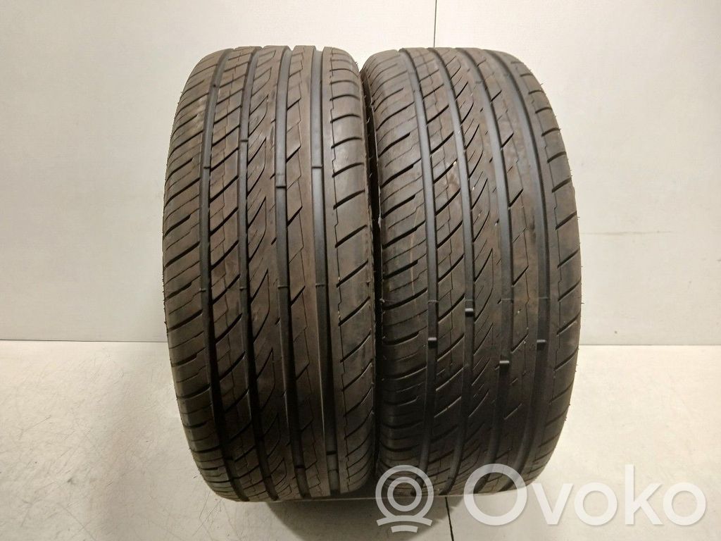 Neumático de verano R17