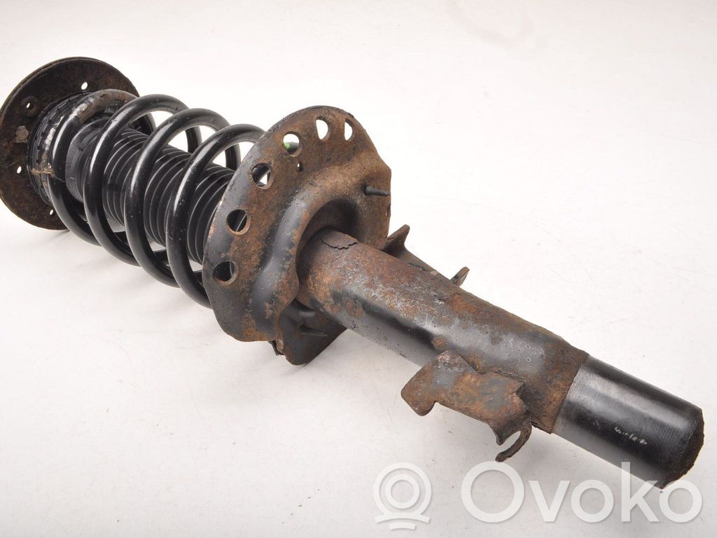 Volvo V60 Front shock absorber/damper 